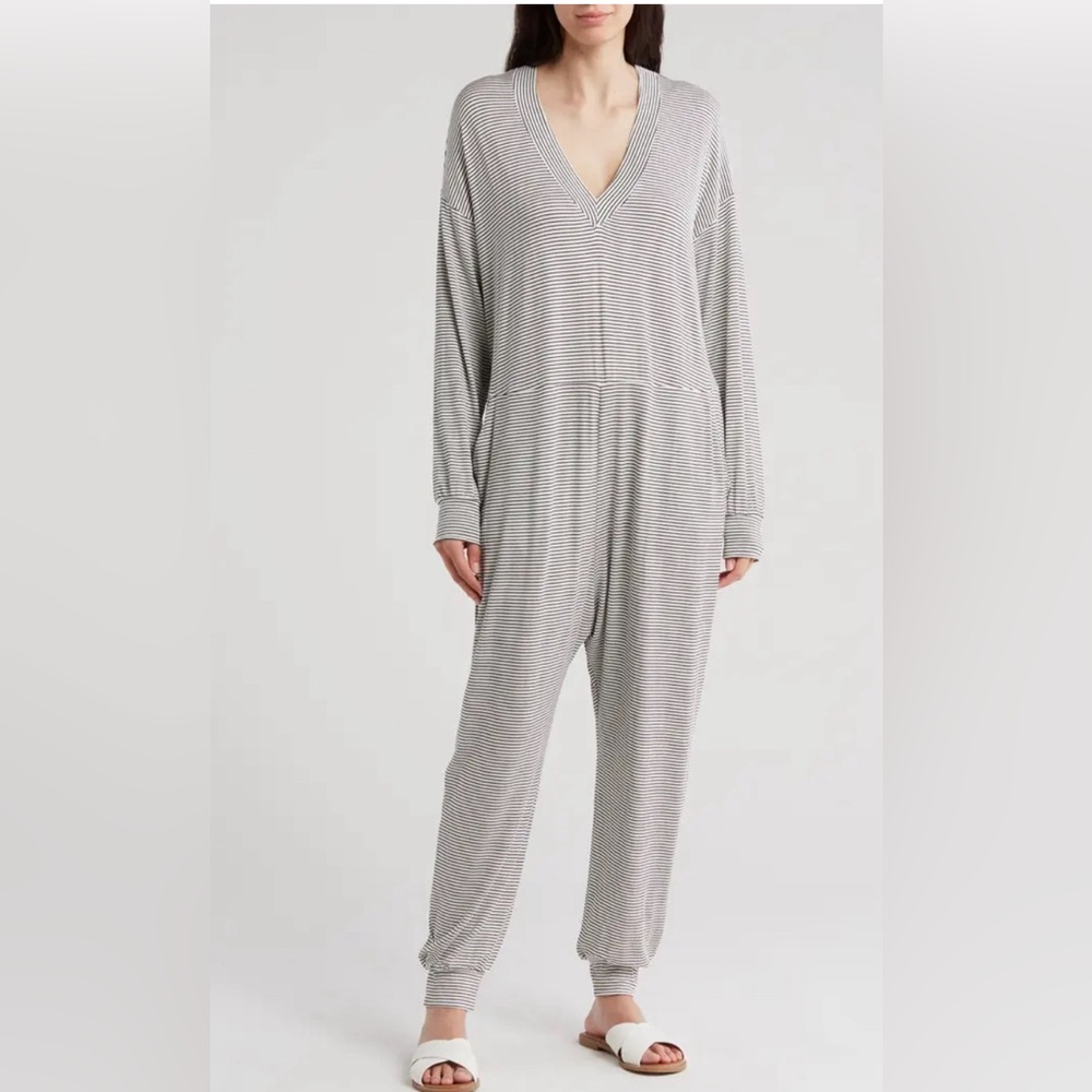 Show Me Your Mumu Jumpsuit Size Medium